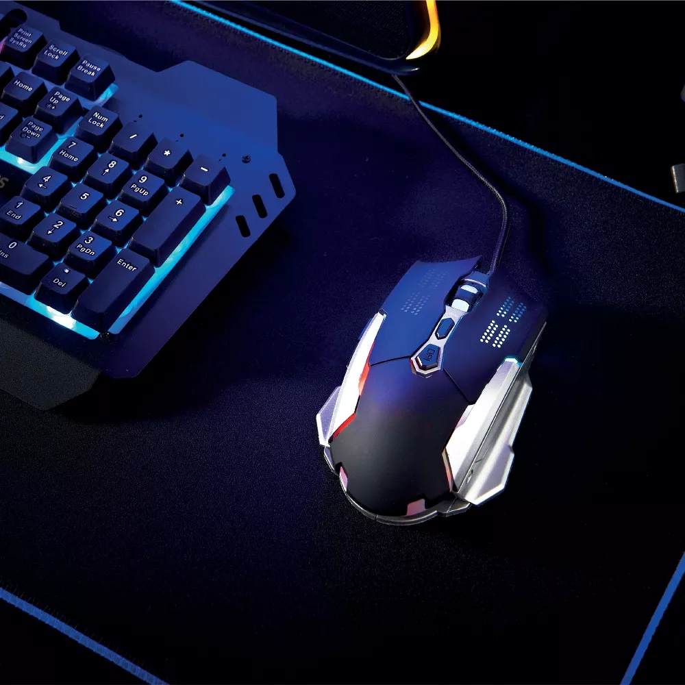 Souris gaming filaire ergonomique avec LED multicolore et 7 boutons